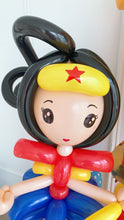 Load image into Gallery viewer, Wonder Woman Balloon Set
